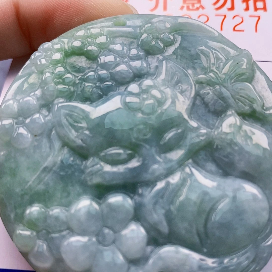 吊坠(不含链)未镶嵌翡翠