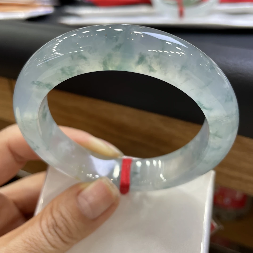 高冰飘花54.7正圈翡翠手镯a货
