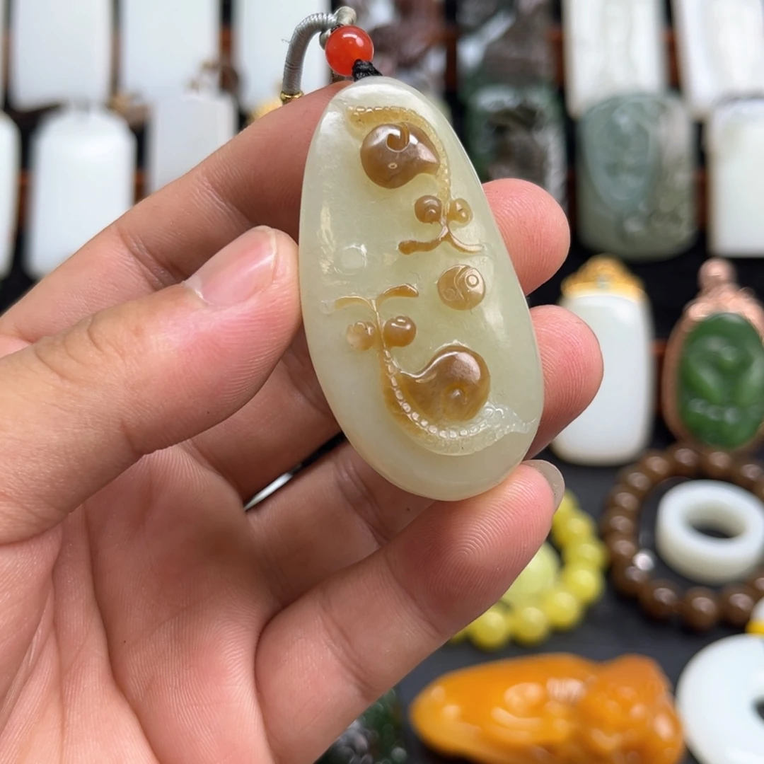 和田玉未镶嵌挂件