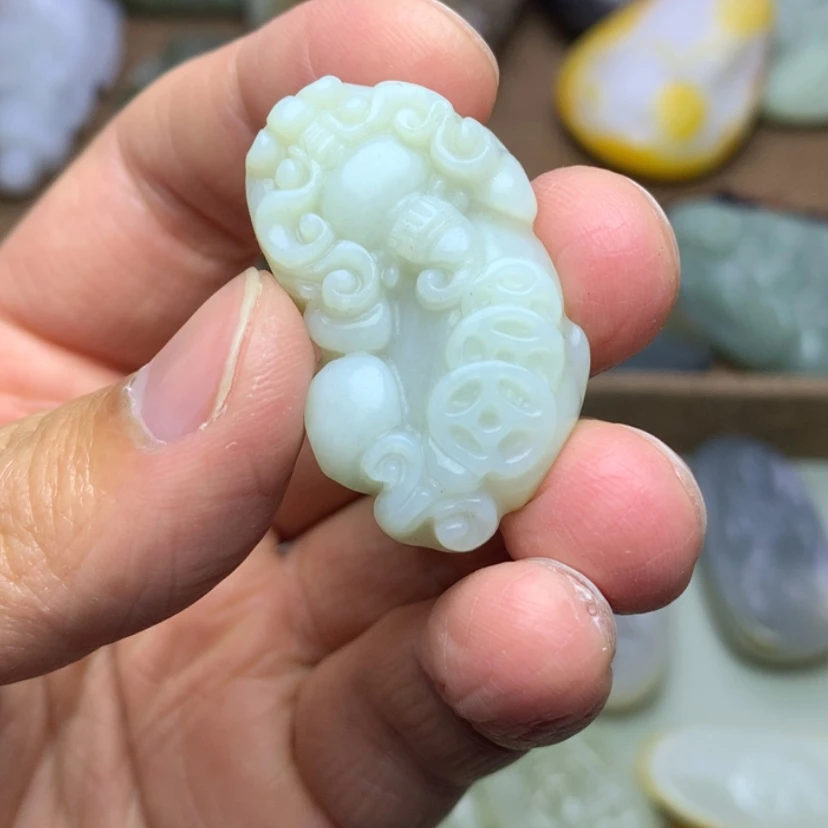 【闪购商品】颈饰未镶嵌和田玉