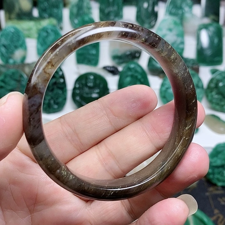 未镶嵌独山玉颈饰