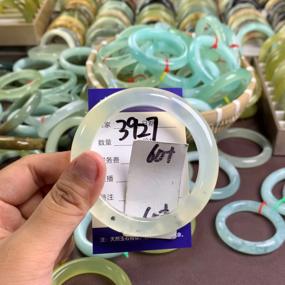 蛇纹石玉未镶嵌手镯3927
