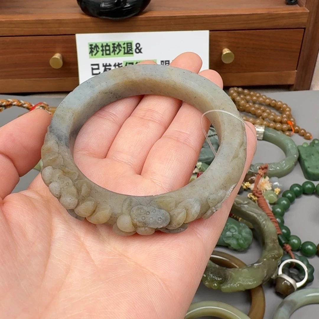 和田玉未镶嵌颈饰57定制