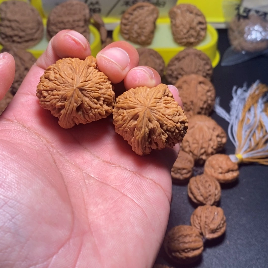 C***g核桃文玩核桃南疆石编号002