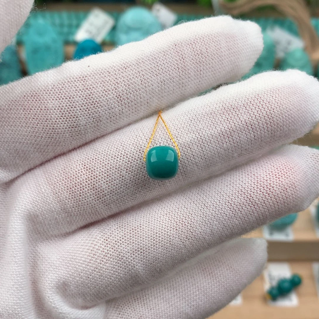 绿松石配饰未镶嵌卡7.4*7