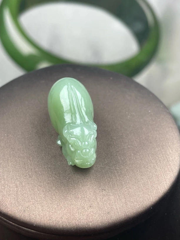 和田玉小貔貅挂件