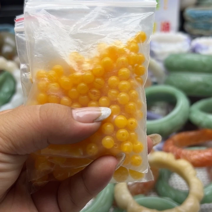 石英岩玉手镯未镶嵌