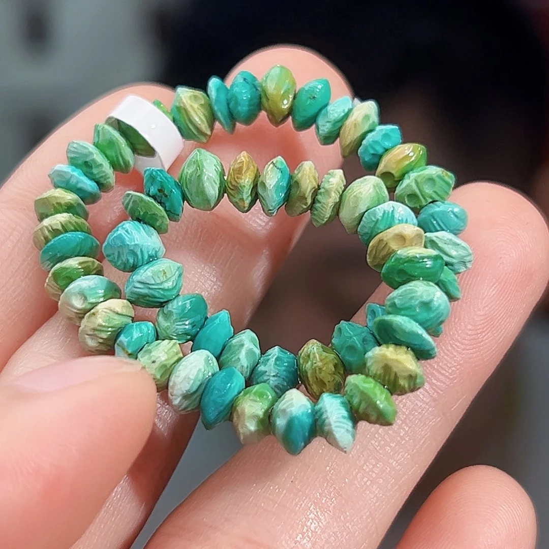 绿松石未镶嵌珠宝奇石