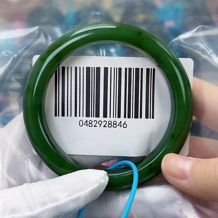 和田玉未镶嵌手镯微瑕6263