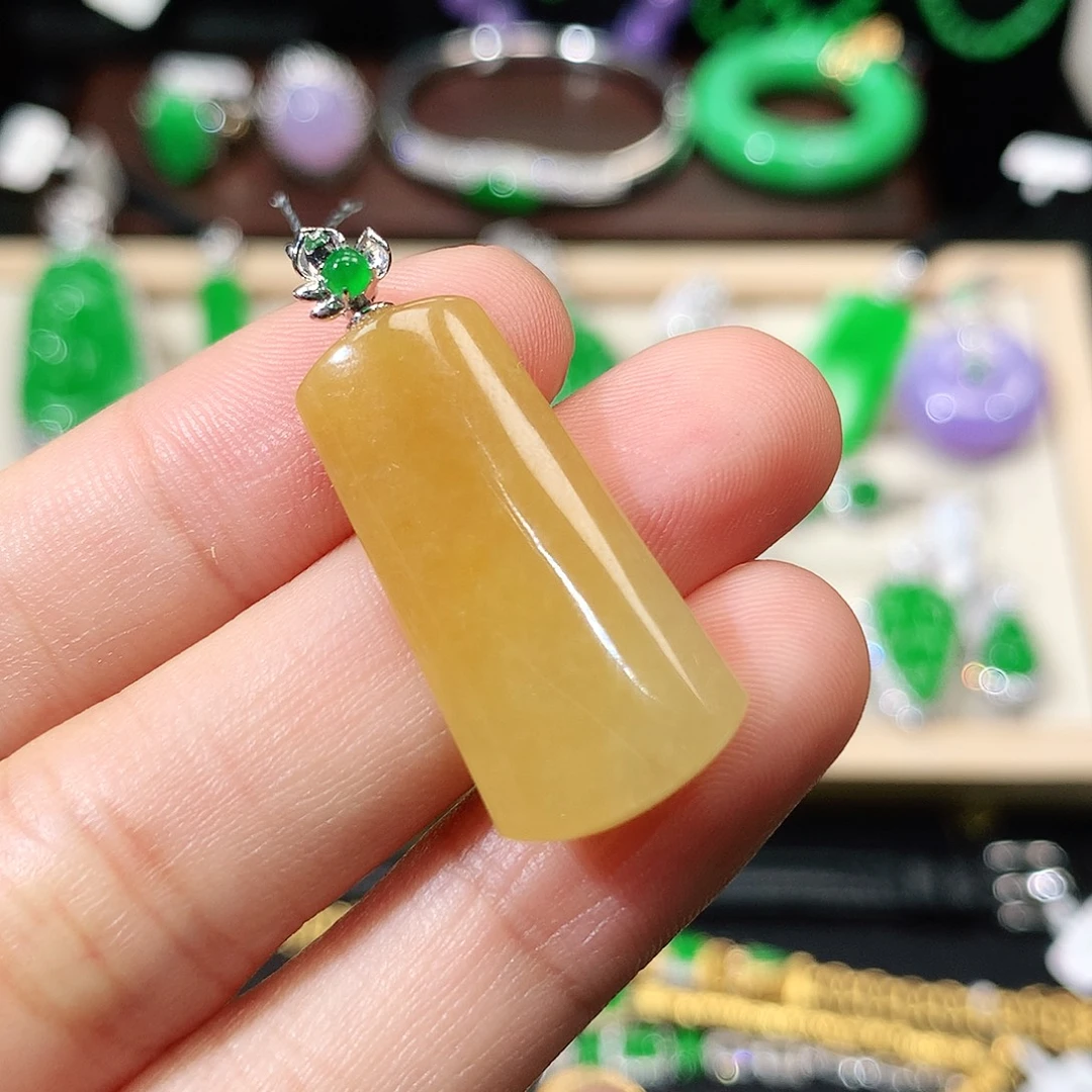 吊坠(不含链)18K金镶嵌翡翠