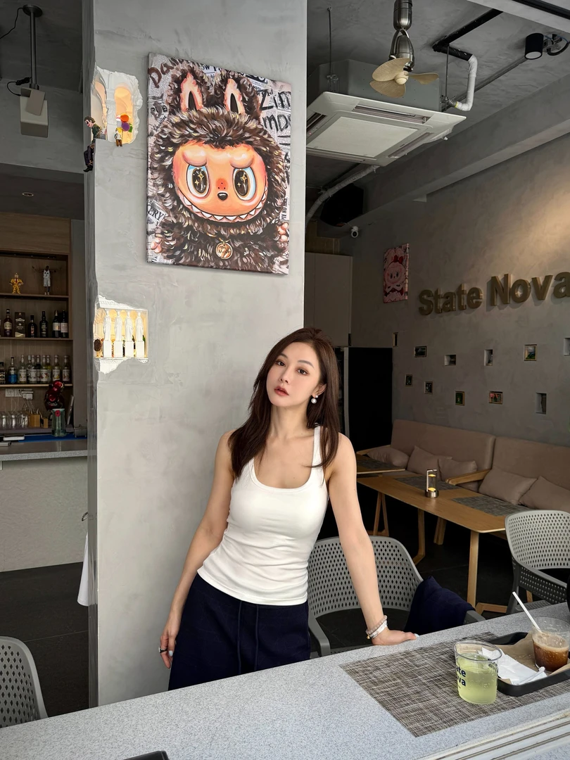 LIU SINYA｜带胸垫吊带背心