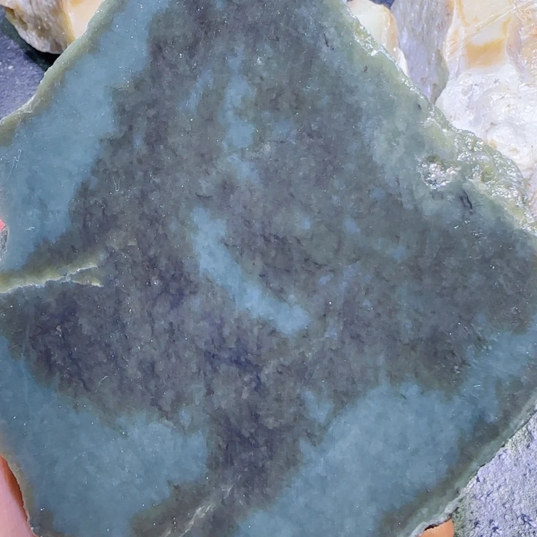 和田玉未镶嵌珠宝半成品