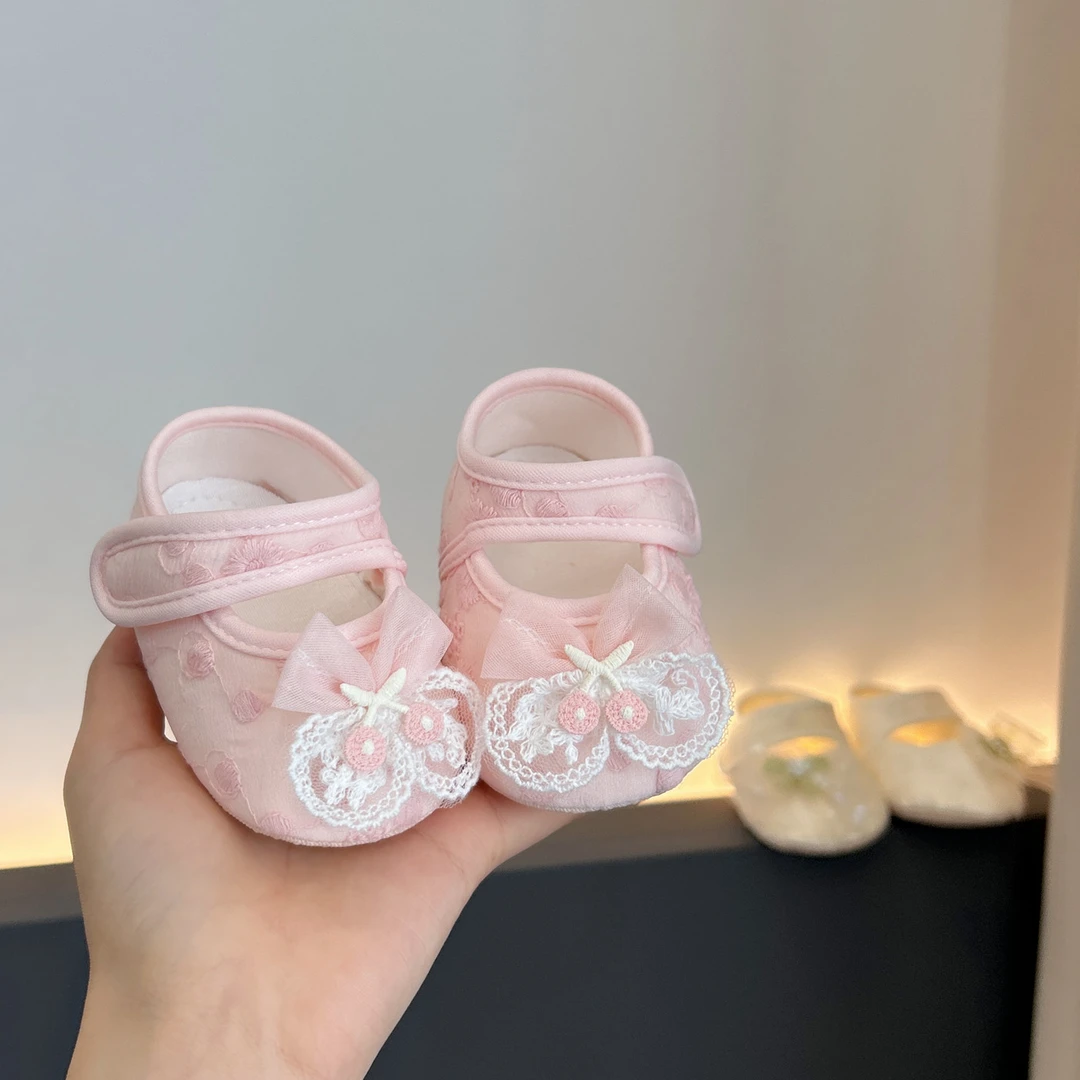 春夏婴儿护脚鞋0-1岁女宝宝蝴蝶结公主鞋3-6个月百天软底步前鞋
