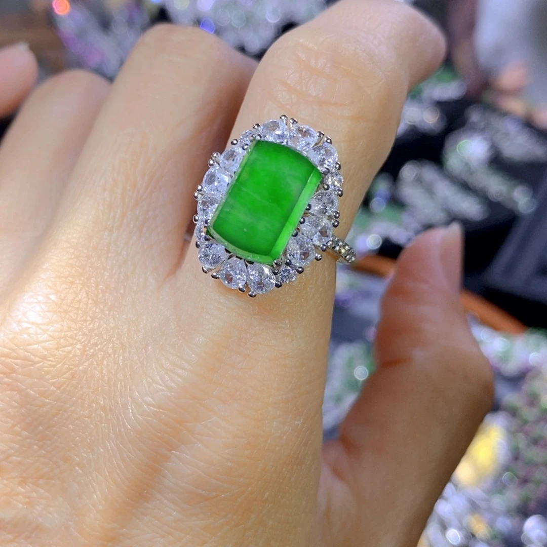 翡翠颈饰银S925镶嵌天然翡翠