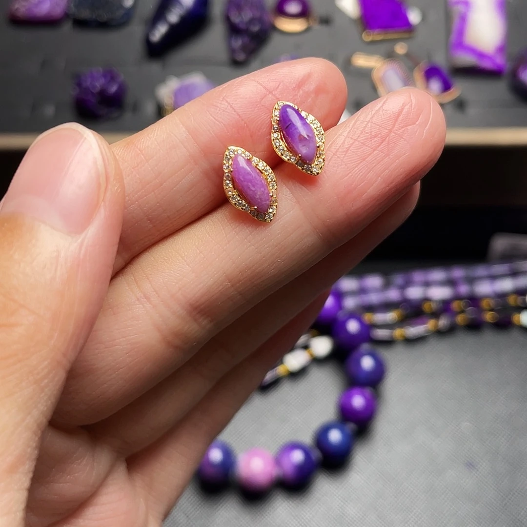 银S925镶嵌苏纪石（舒俱来）耳环