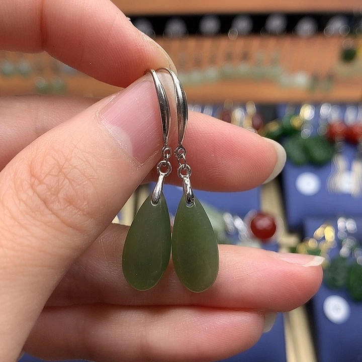 和田玉银S925镶嵌耳饰水滴湖水绿
