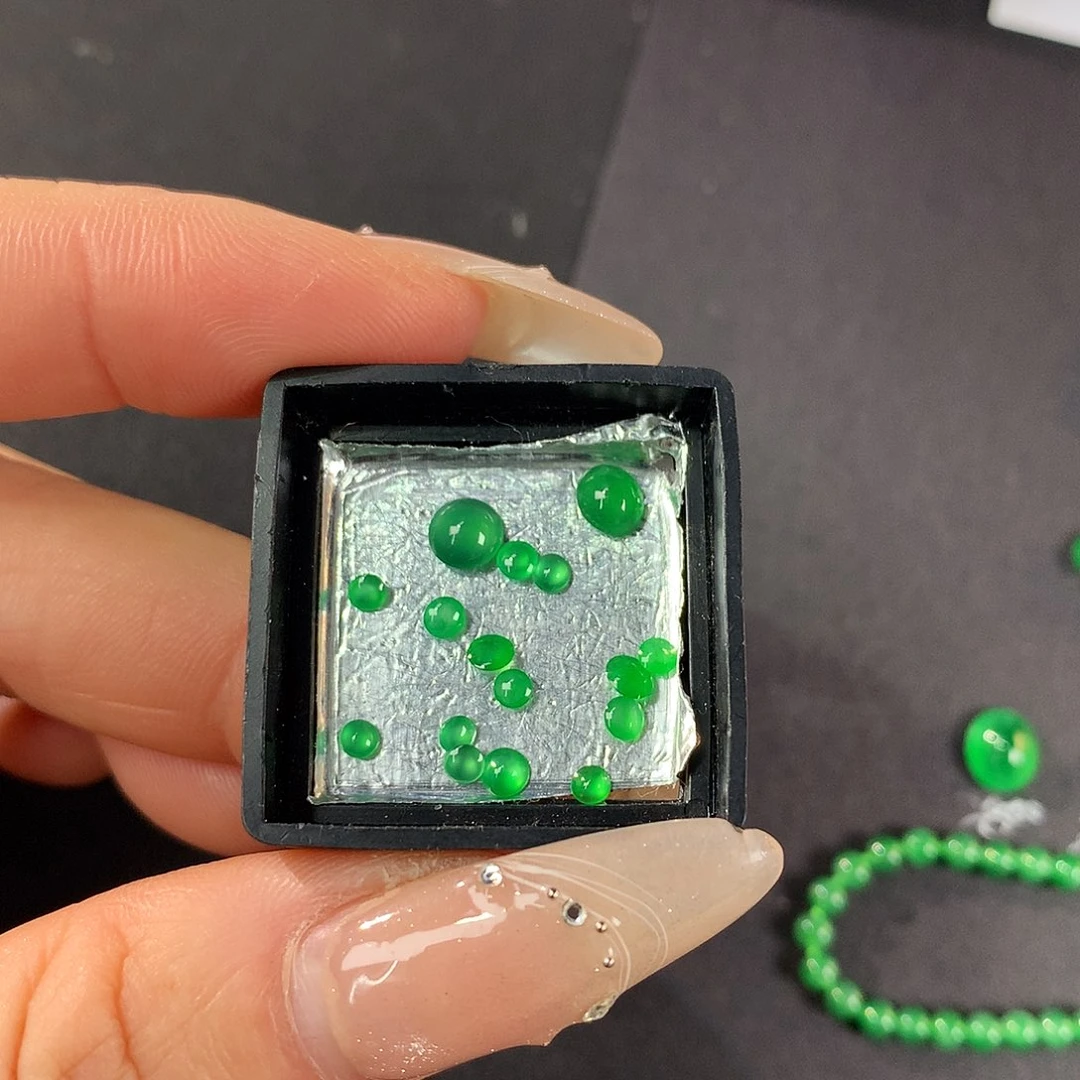 翡翠散珠16个翡翠翡翠