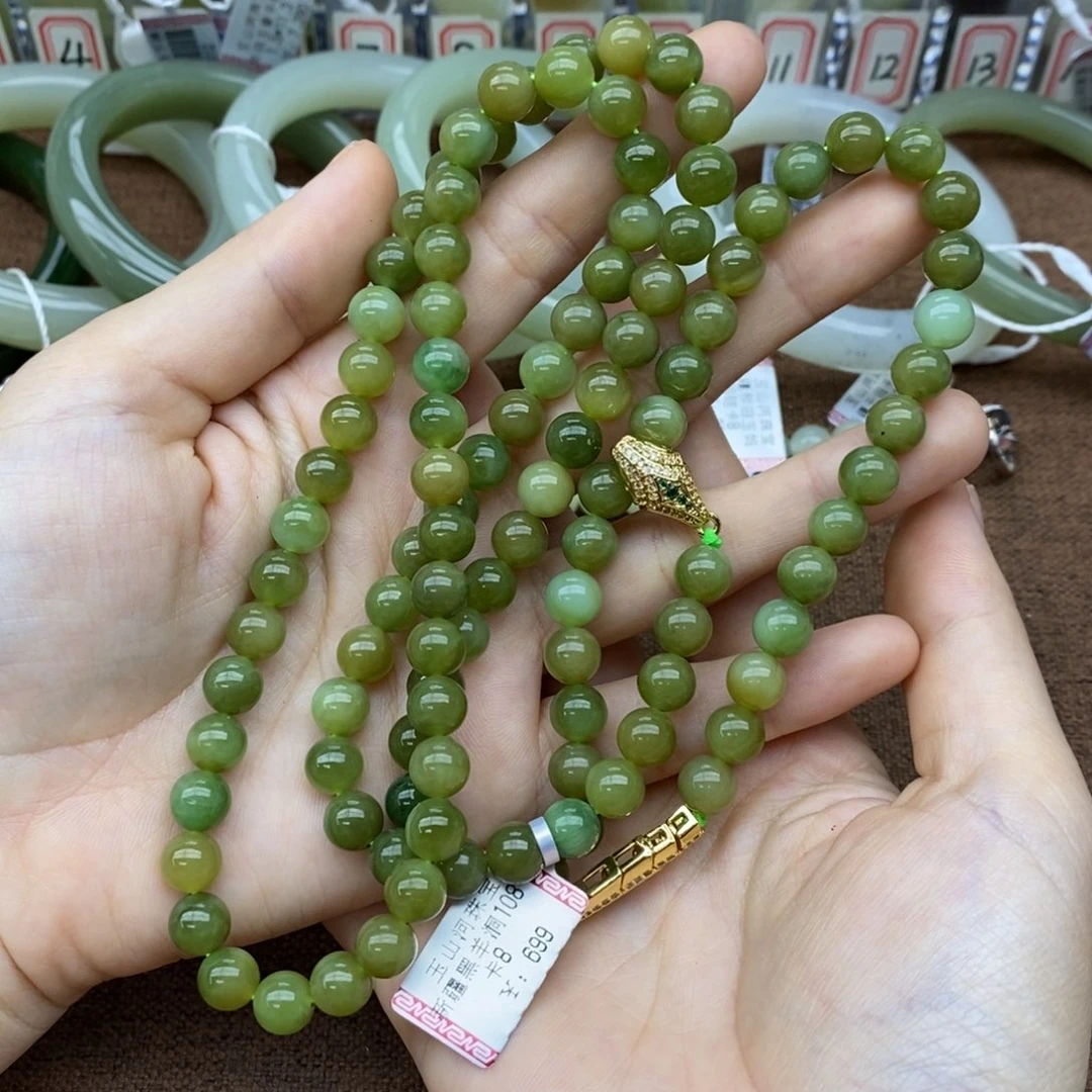 和田玉未镶嵌挂件卡8多样性