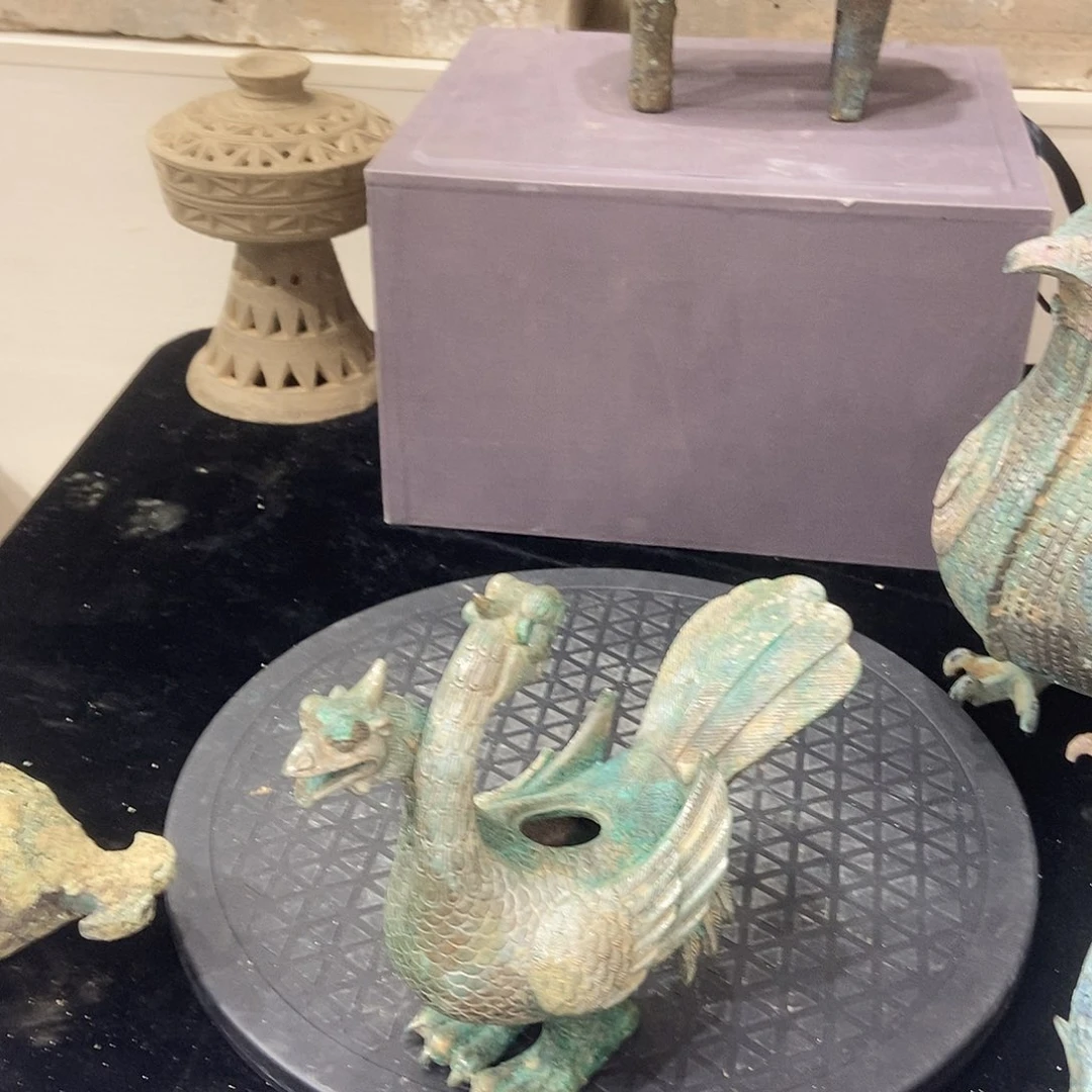 青铜器连礼凤一件