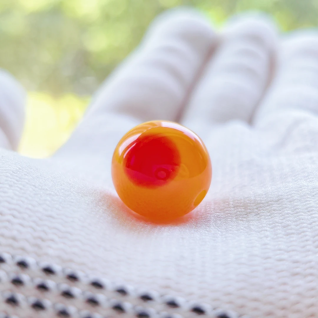 503A文玩配饰一点红