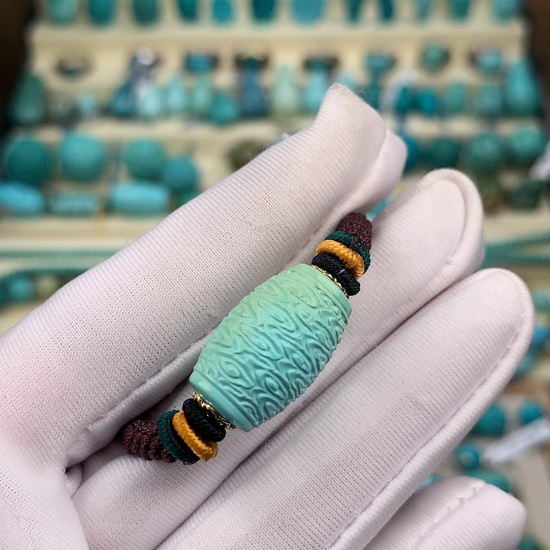 绿松石未镶嵌珠宝奇石12.3