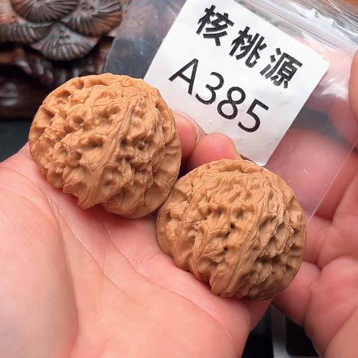 吊坠文玩核桃白狮子42+