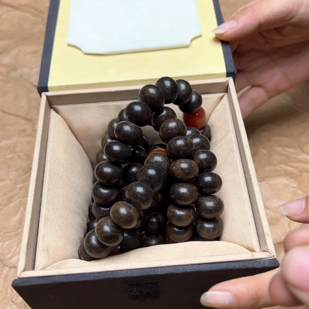 大叶紫檀（黑酸枝木类）