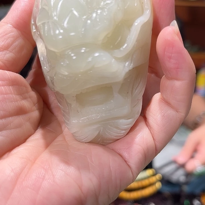 未镶嵌岫玉毛衣链