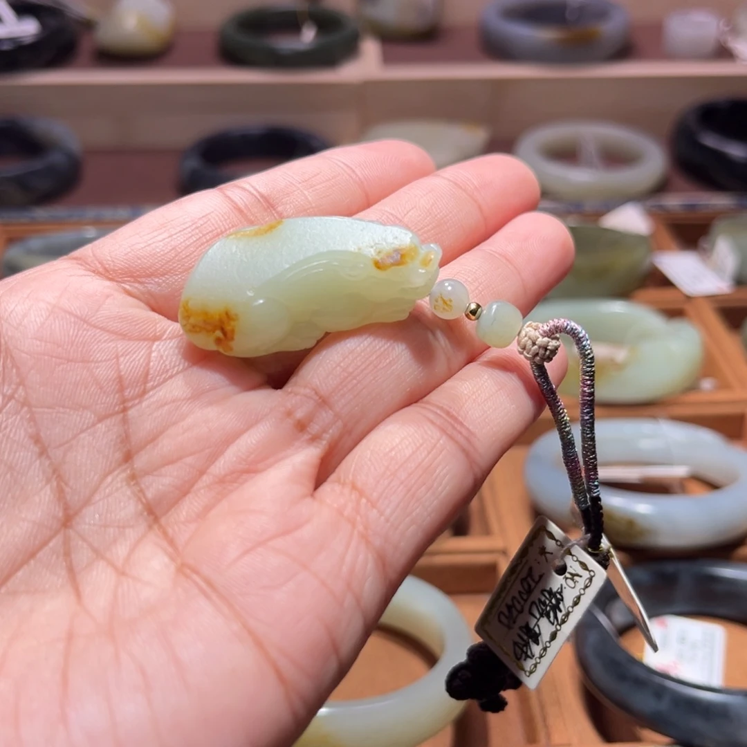 和田玉（子料）未镶嵌挂件