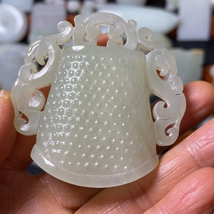 和田玉未镶嵌挂件