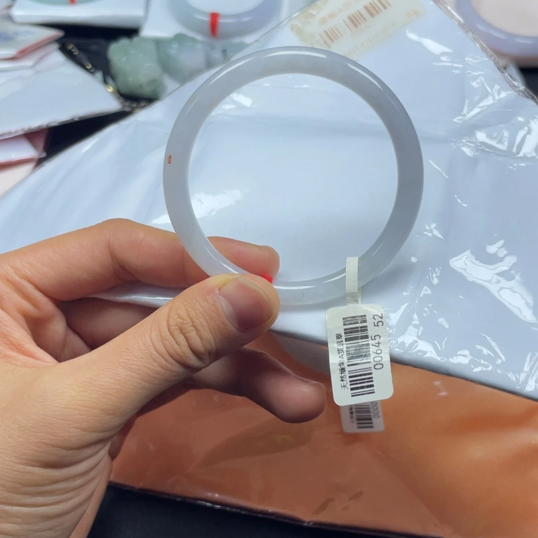 未镶嵌手镯翡翠天然翡翠手镯