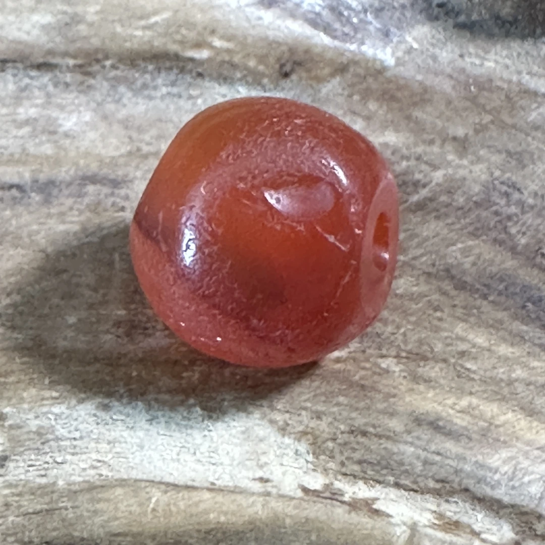 精品老玛瑙珠子1d27n39p22y4an1