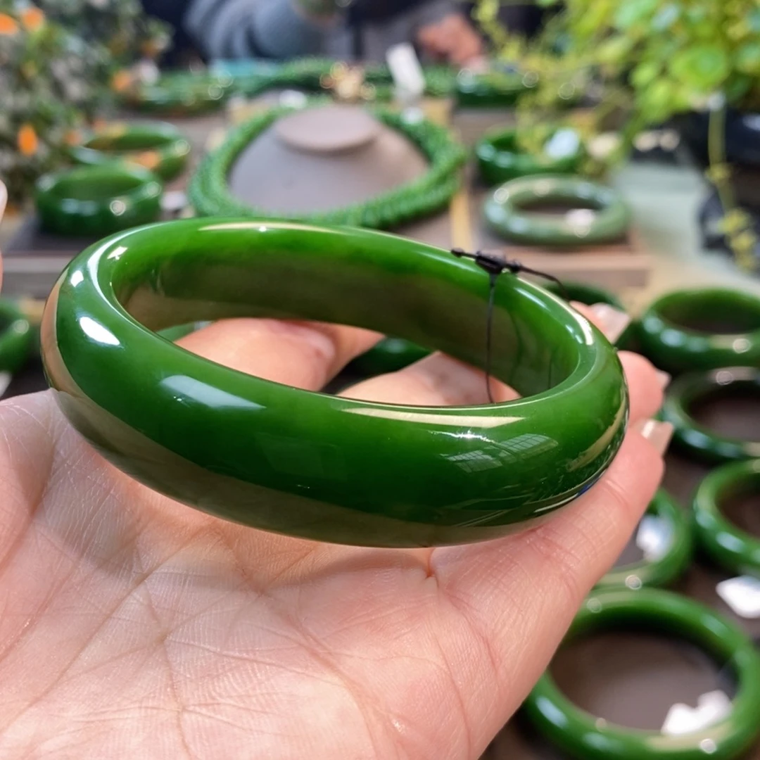 和田玉（碧玉）手镯未镶嵌