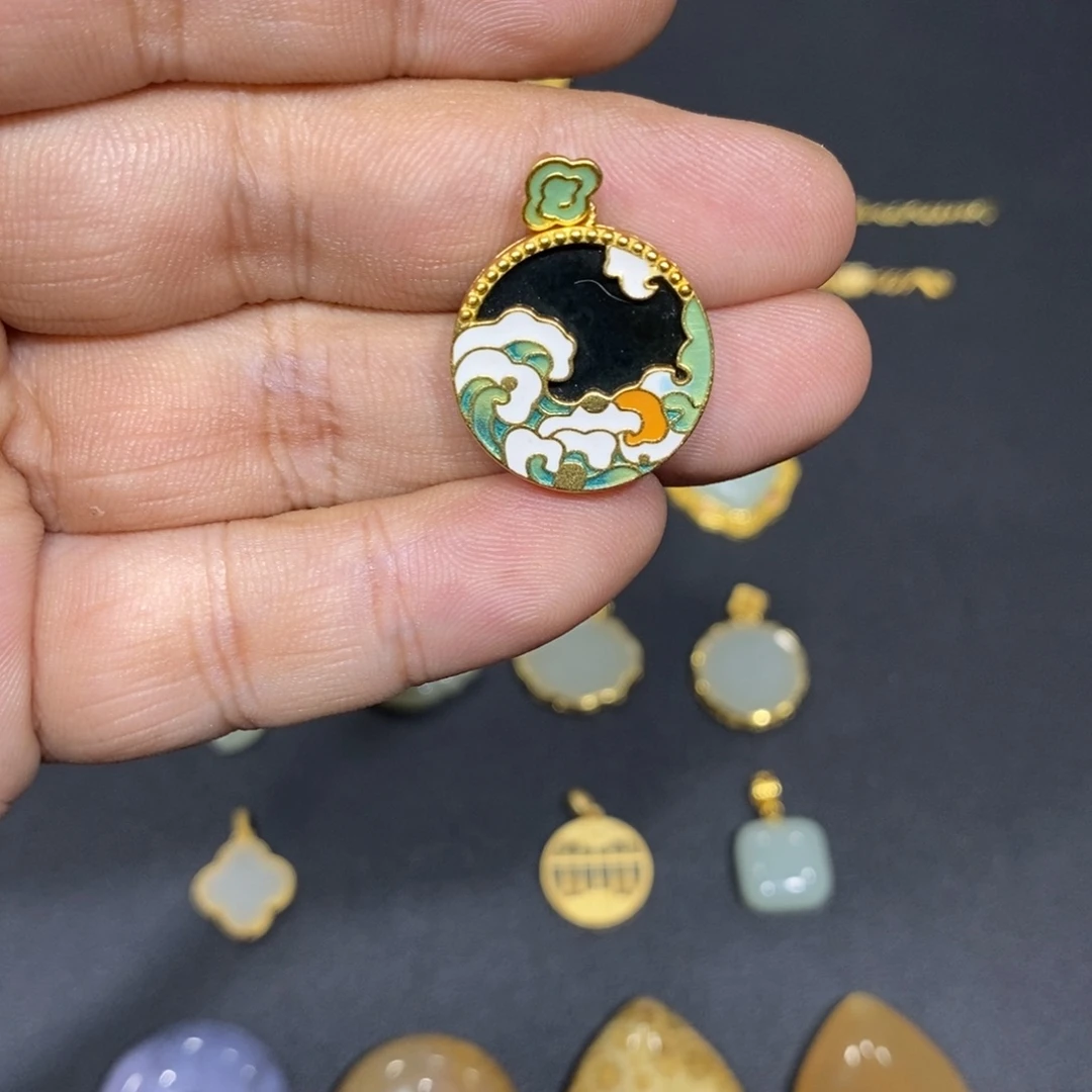 和田玉银S925镀金镶嵌颈饰