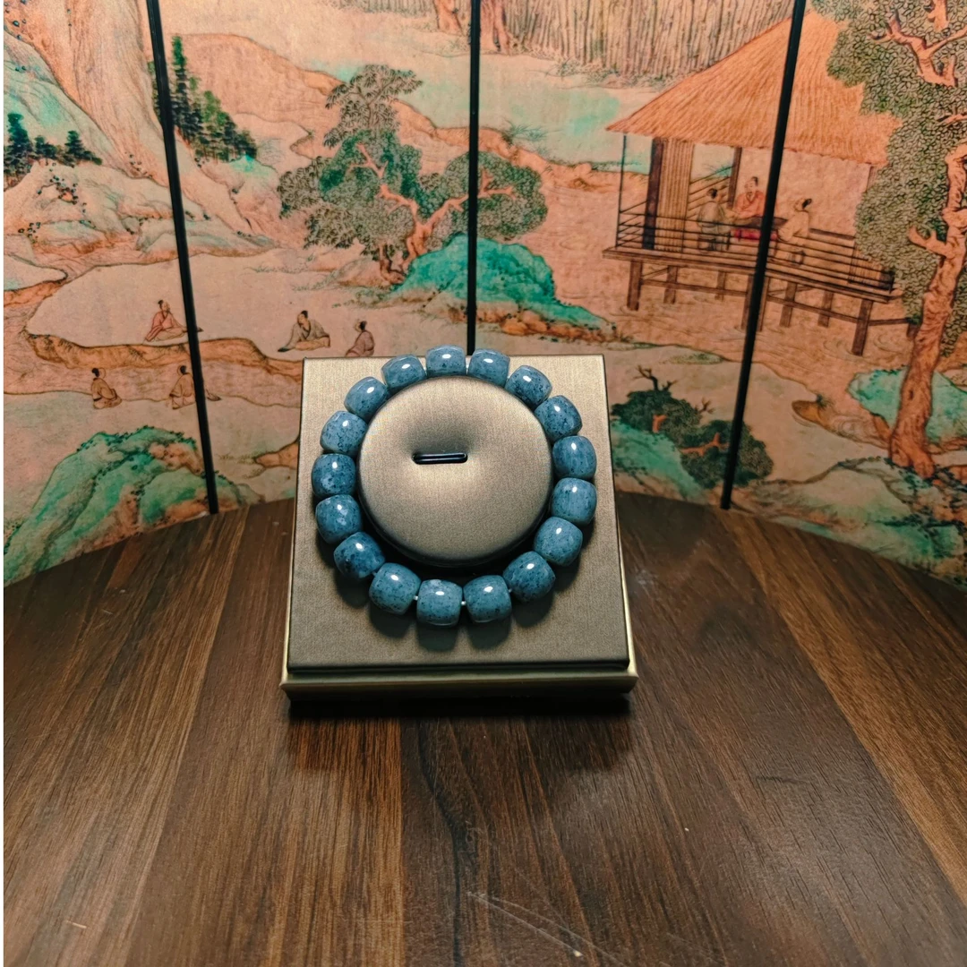 A和田玉点墨青花桶珠手串（卡12）2829