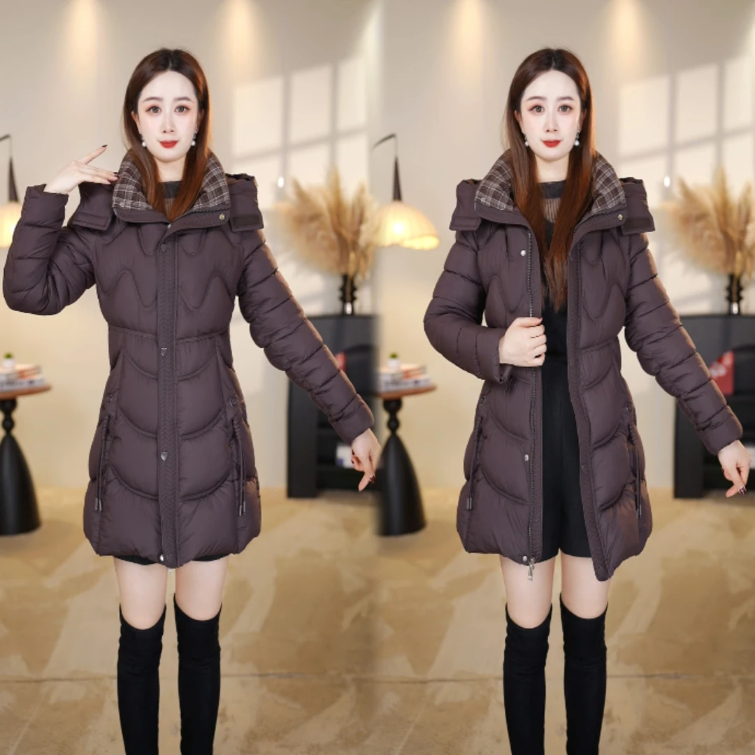 新款冬季时尚气质百搭 女士轻奢连帽保暖外套