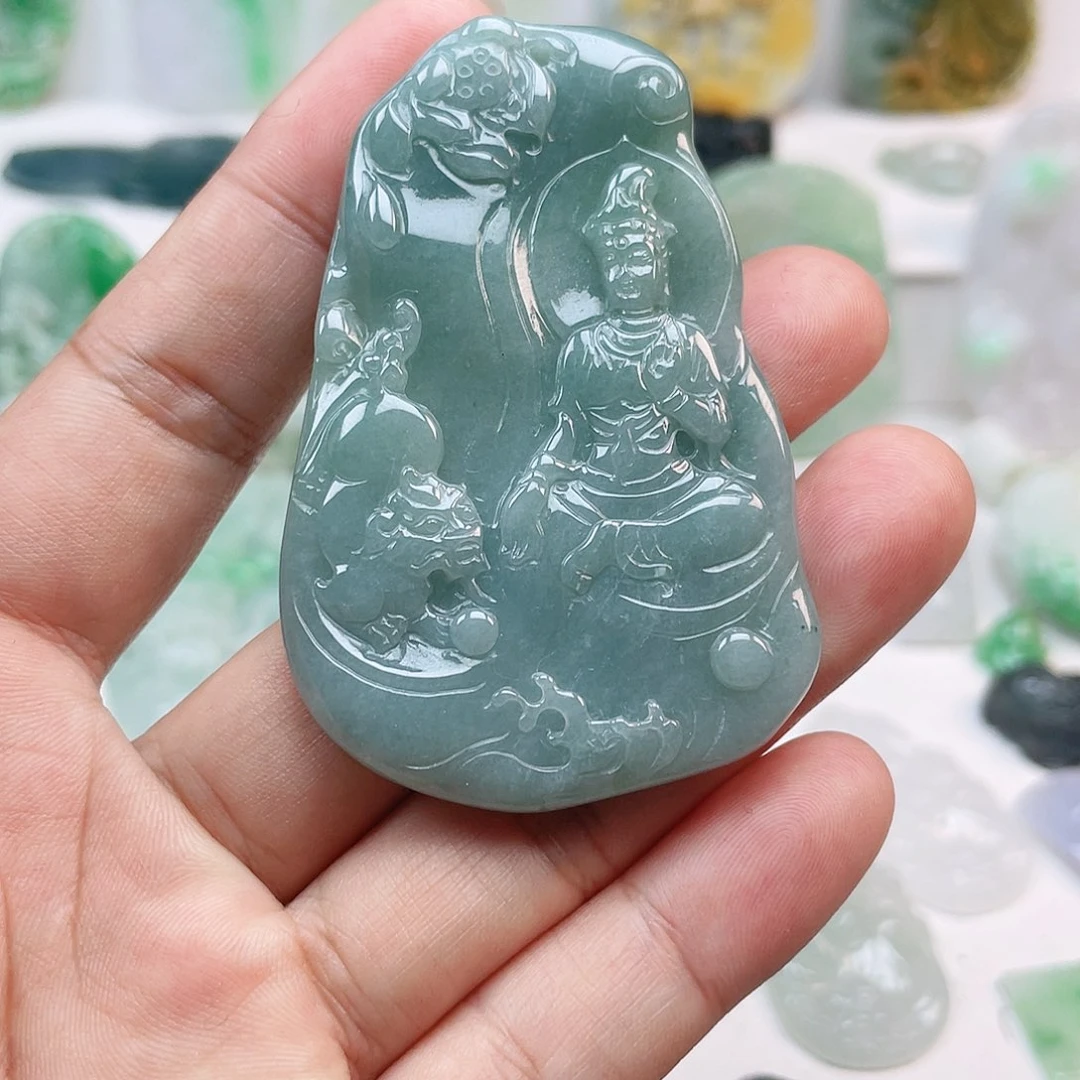 翡翠颈饰未镶嵌文殊