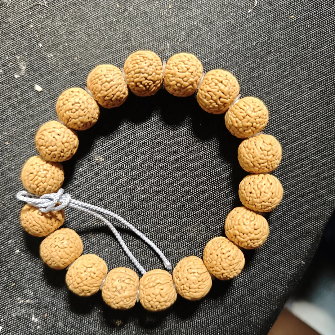 原皮原色桃核手串