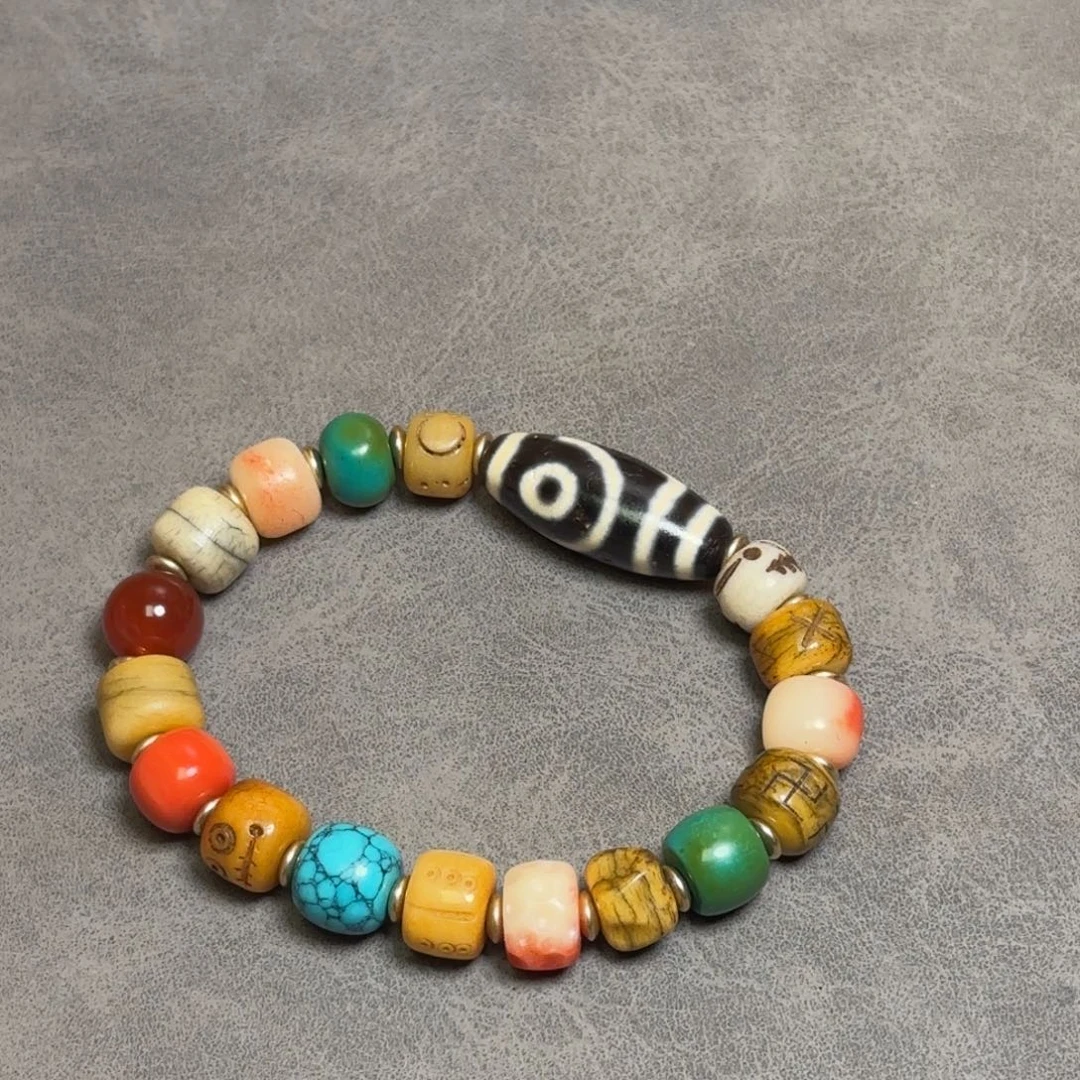 颈饰琉璃琉璃颈饰