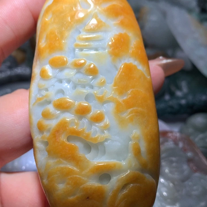 翡翠未镶嵌颈饰保真天然A货翡翠