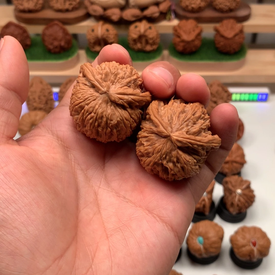 【闪购商品】吊坠文玩核桃九**3隐隐约约