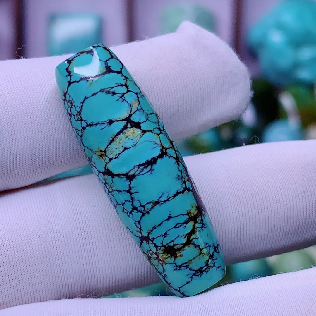 绿松石未镶嵌原矿绿松石