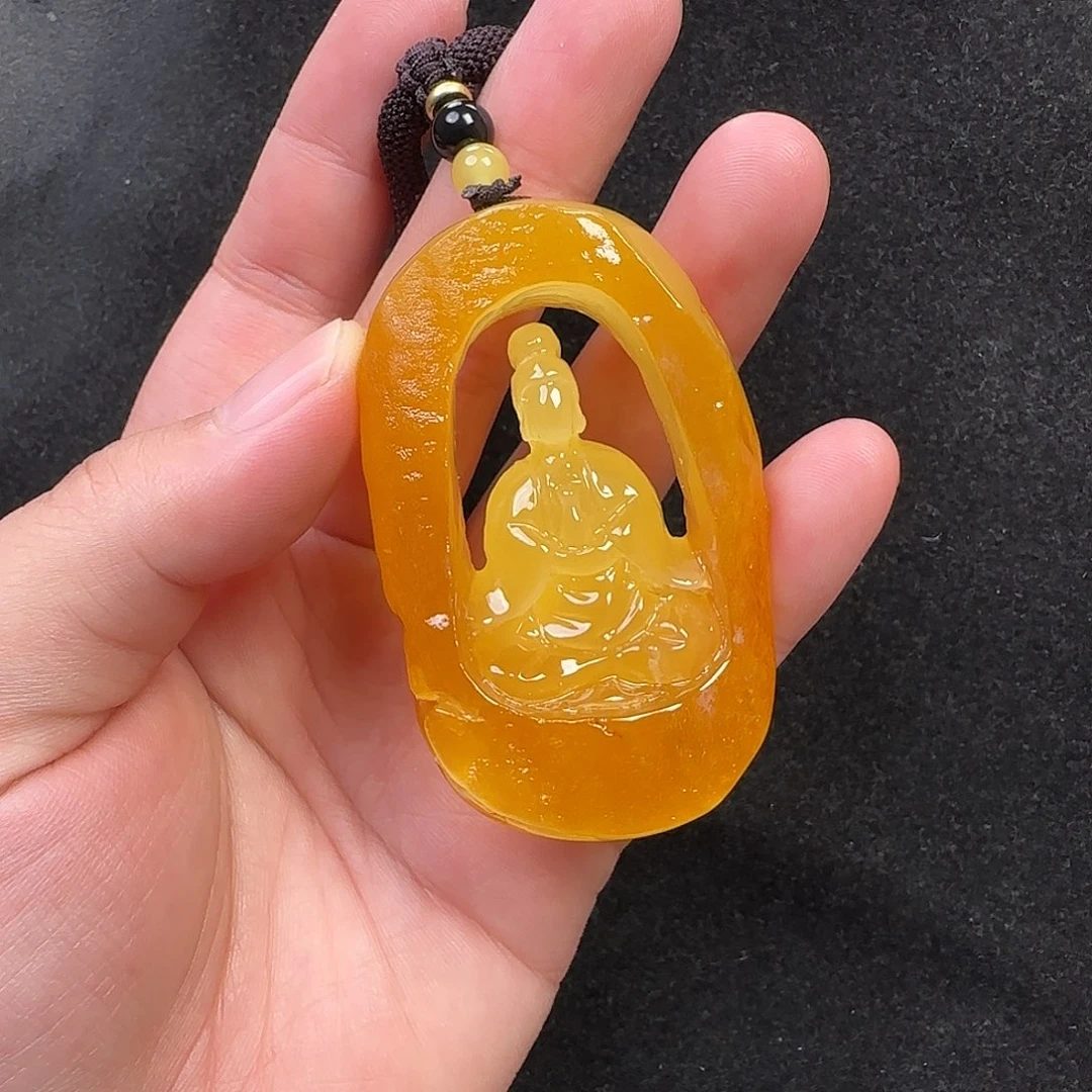 蜜蜡未镶嵌珠宝奇石