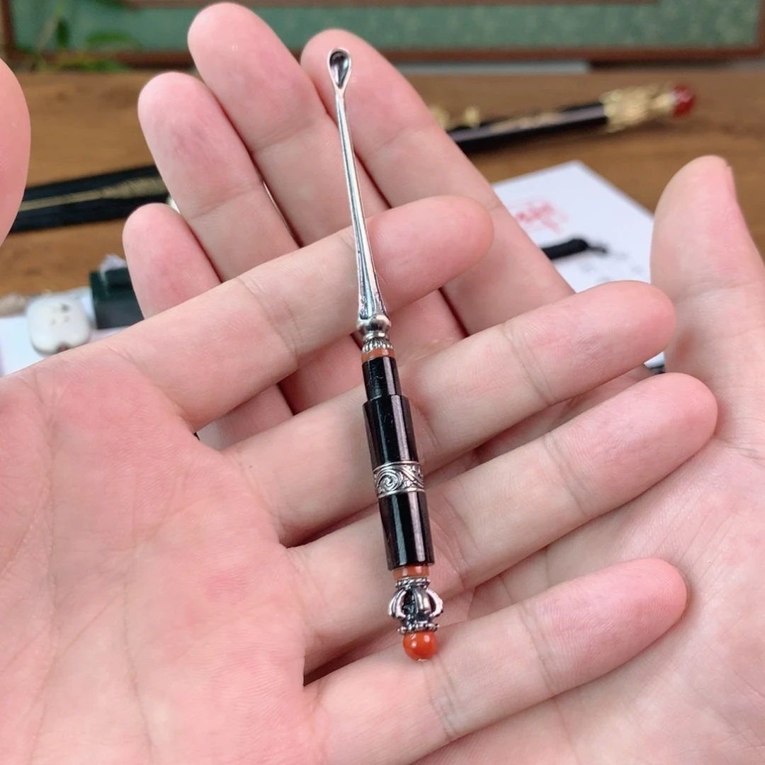 厚***了和田玉未镶嵌颈饰