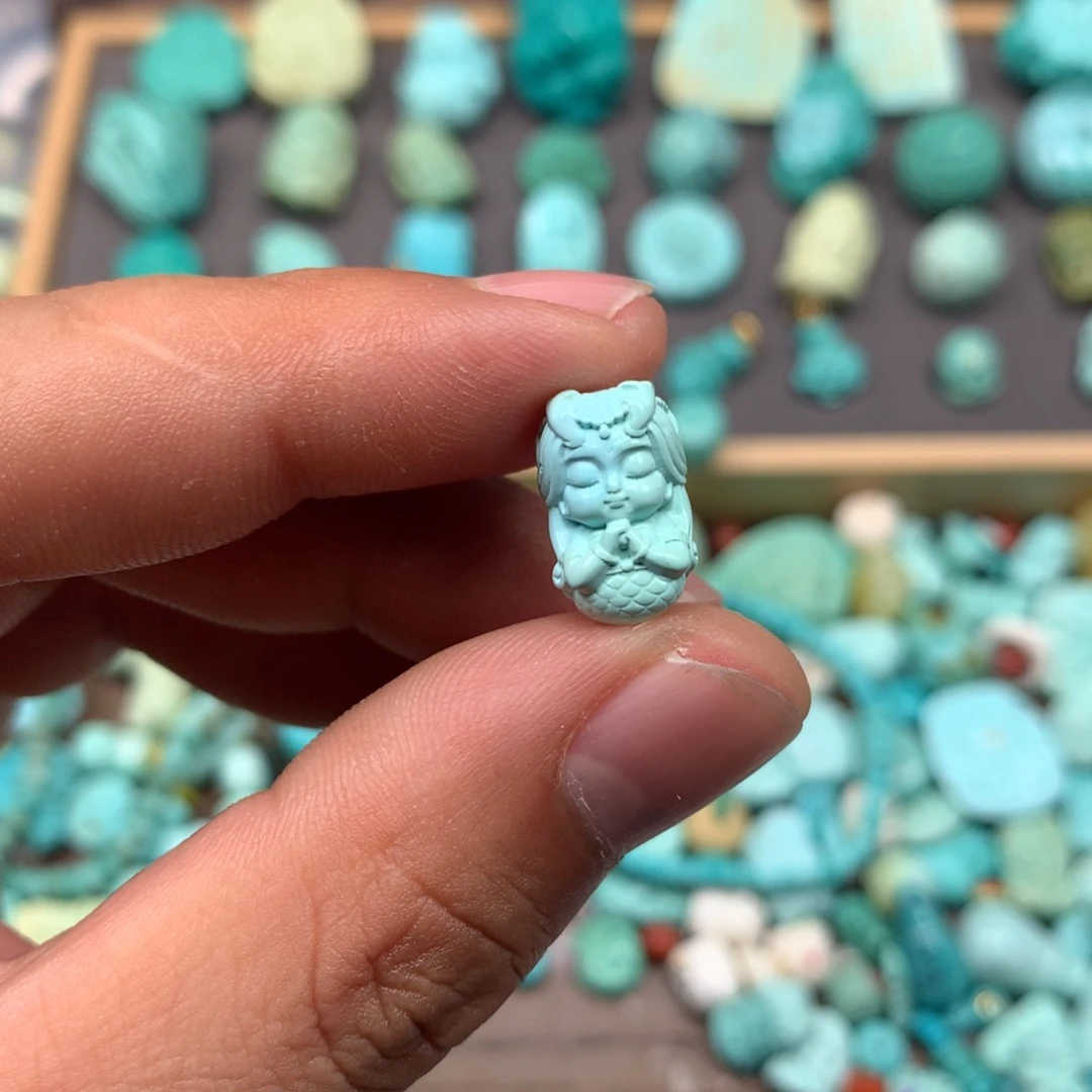 绿松石雕刻未镶嵌