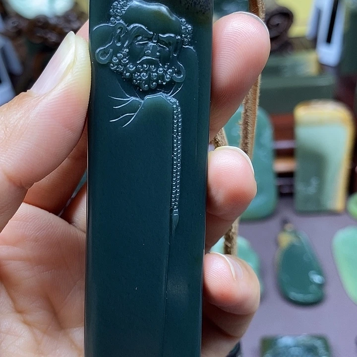 清***水岫岩河磨玉（透闪石质玉）未镶嵌挂件