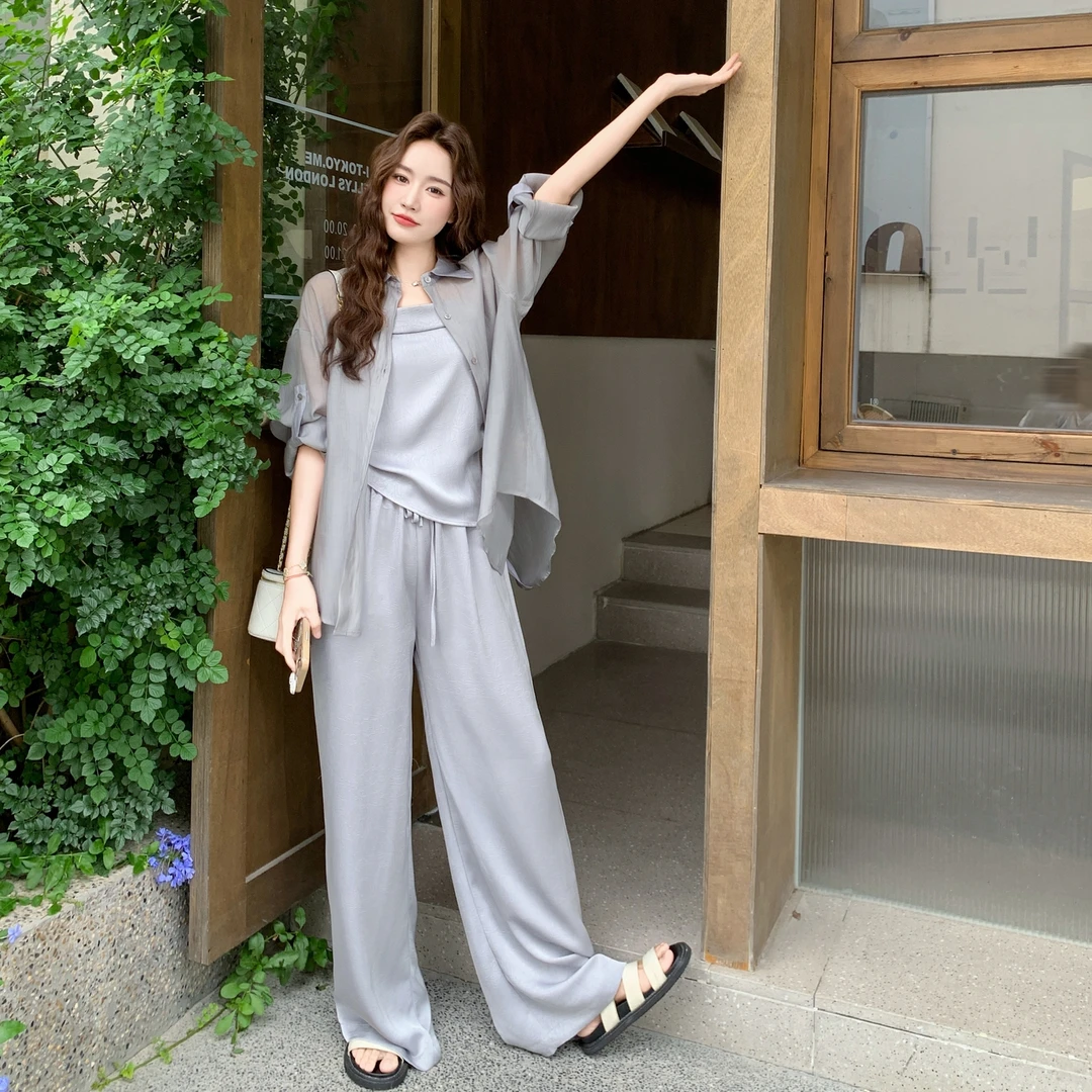 清纯系松弛感套装2025夏季爆款休闲灰色防晒衬衫吊带阔腿裤三件套