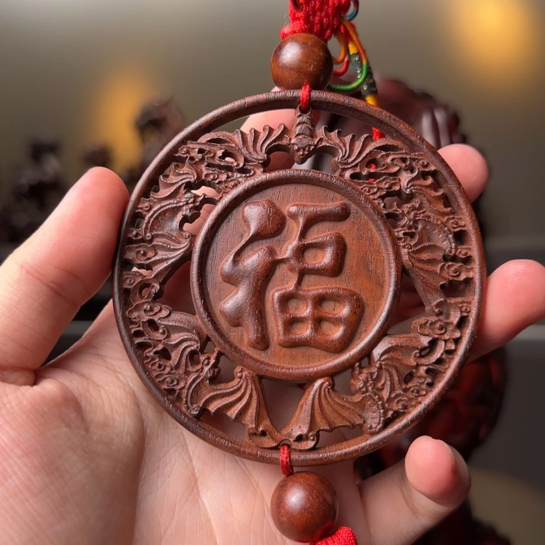 微凹黄檀（南美大红酸枝）