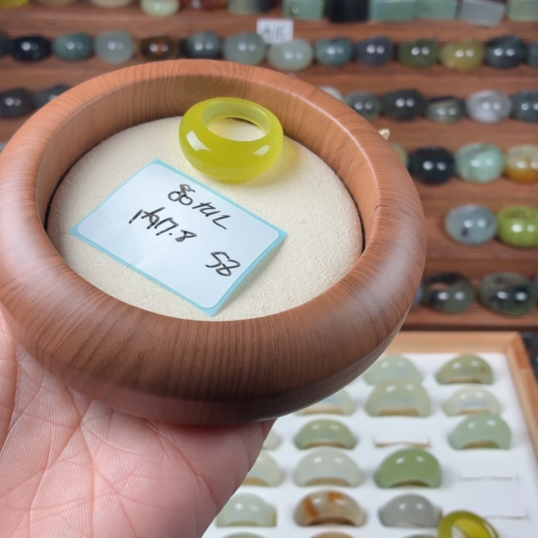 ****儿蛇纹石玉未镶嵌戒指