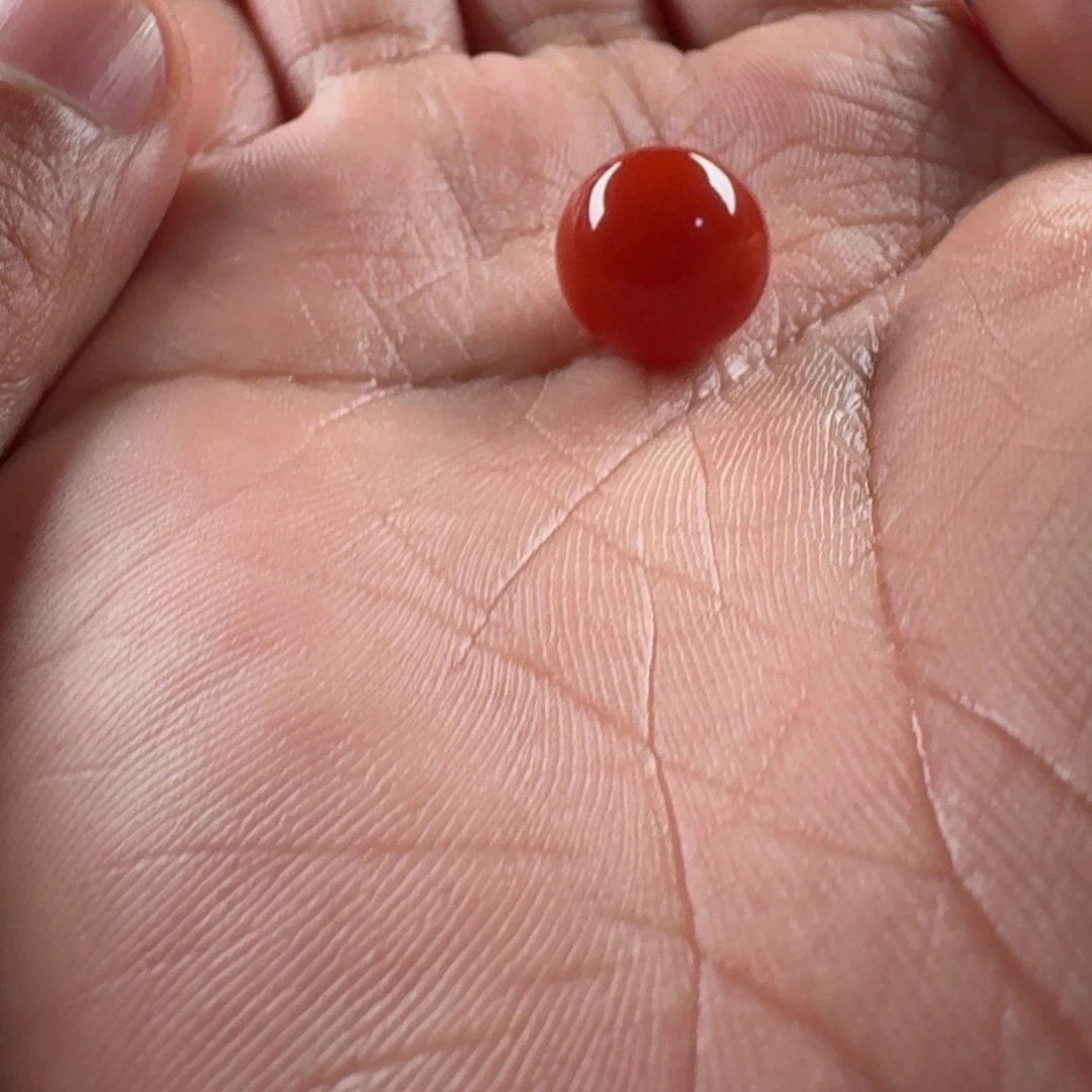 南红玛瑙未镶嵌圆珠12.6